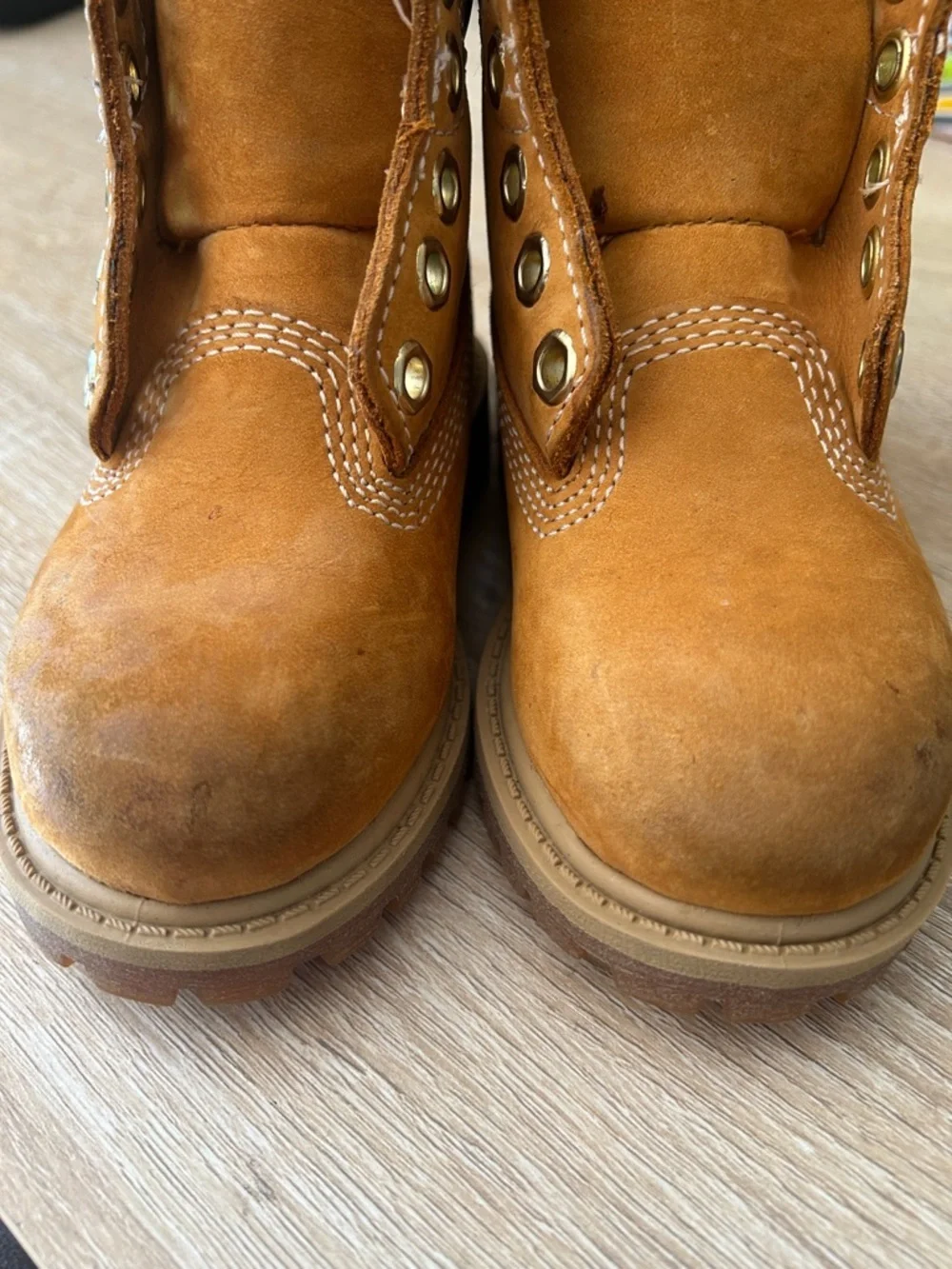 Timberland 6-Inch Premium Waterproof Boots - PrimaLoft 200g Insulation - 6